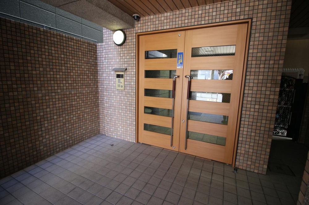 3/8 エントランス