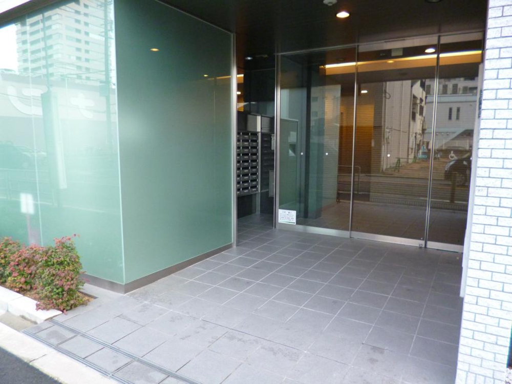 29/30 エントランス