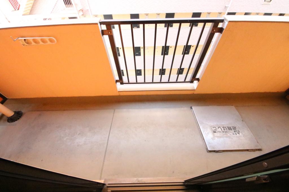 18/30 バルコニー