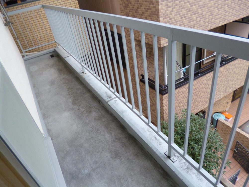 16/25 バルコニー