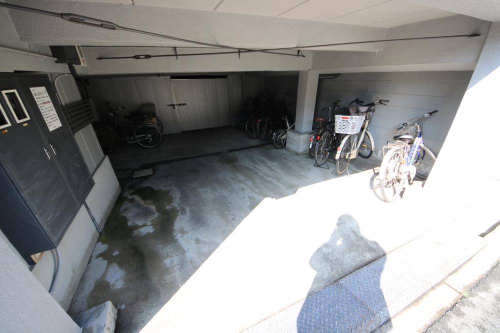 4/6 駐車場
