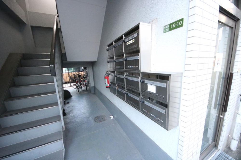 29/30 エントランス