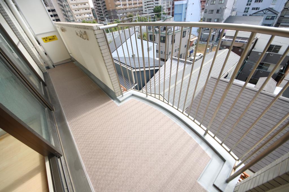 19/30 バルコニー
