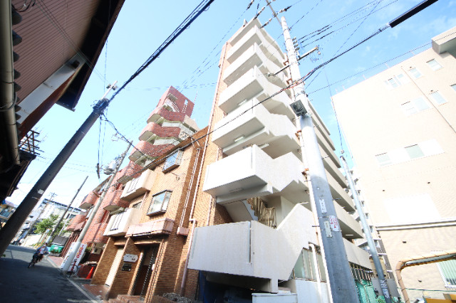 2/30 外観