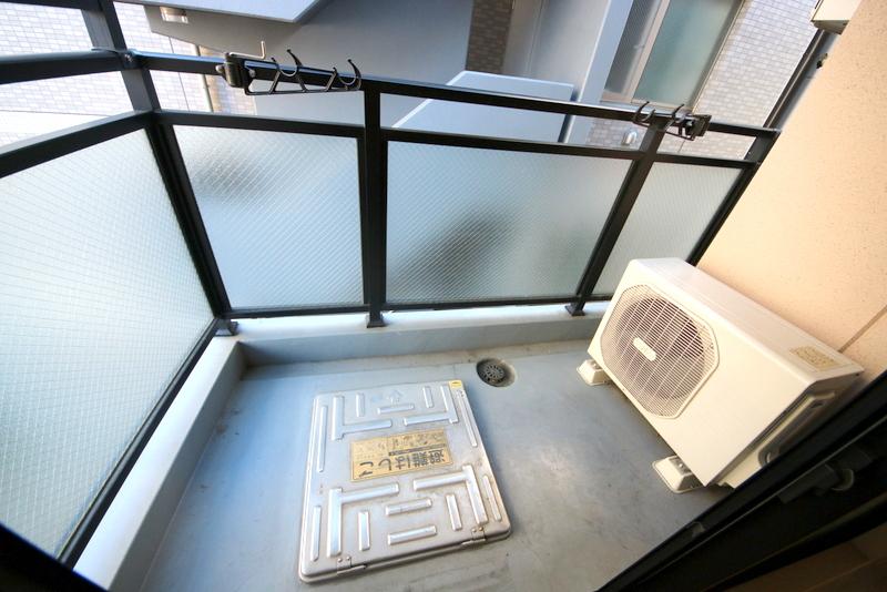 23/30 バルコニー