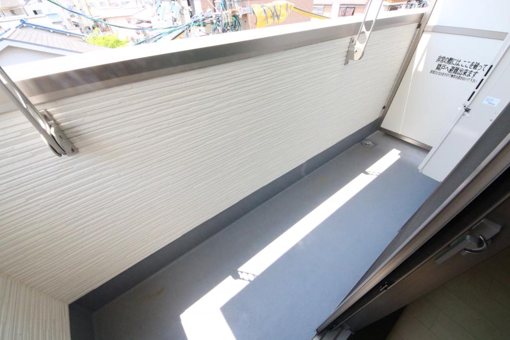 18/30 バルコニー