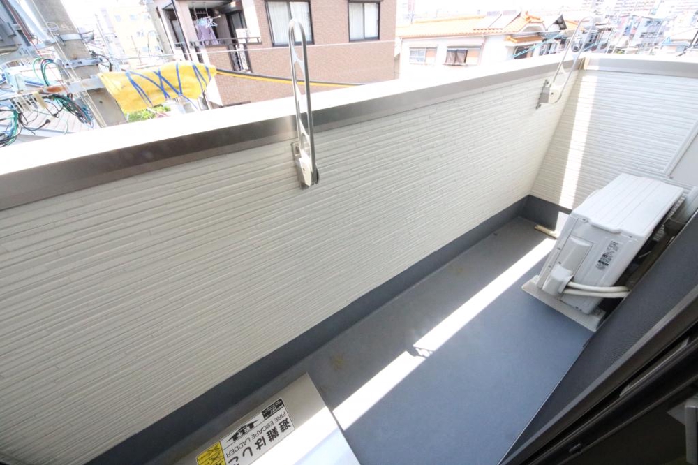 18/30 バルコニー