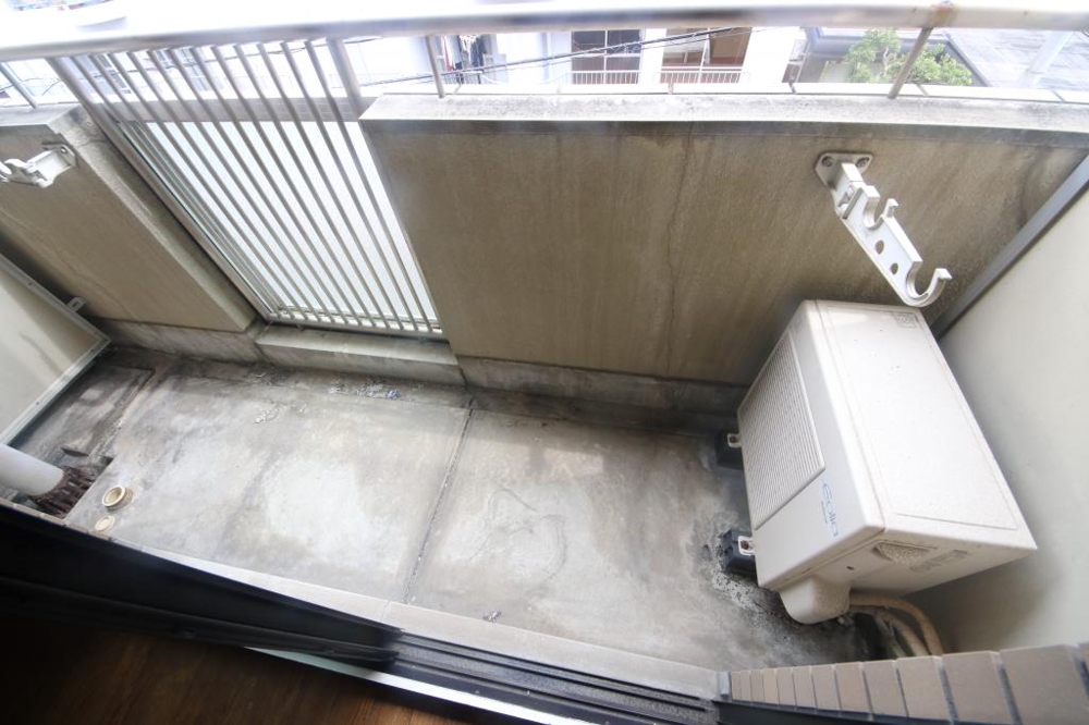 18/30 バルコニー