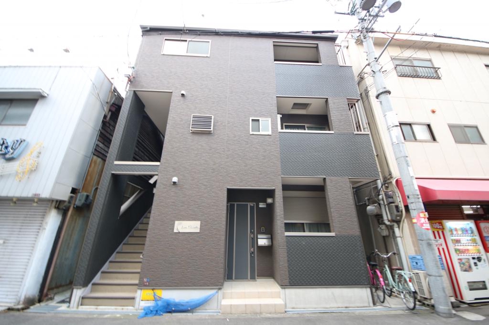 2/30 外観
