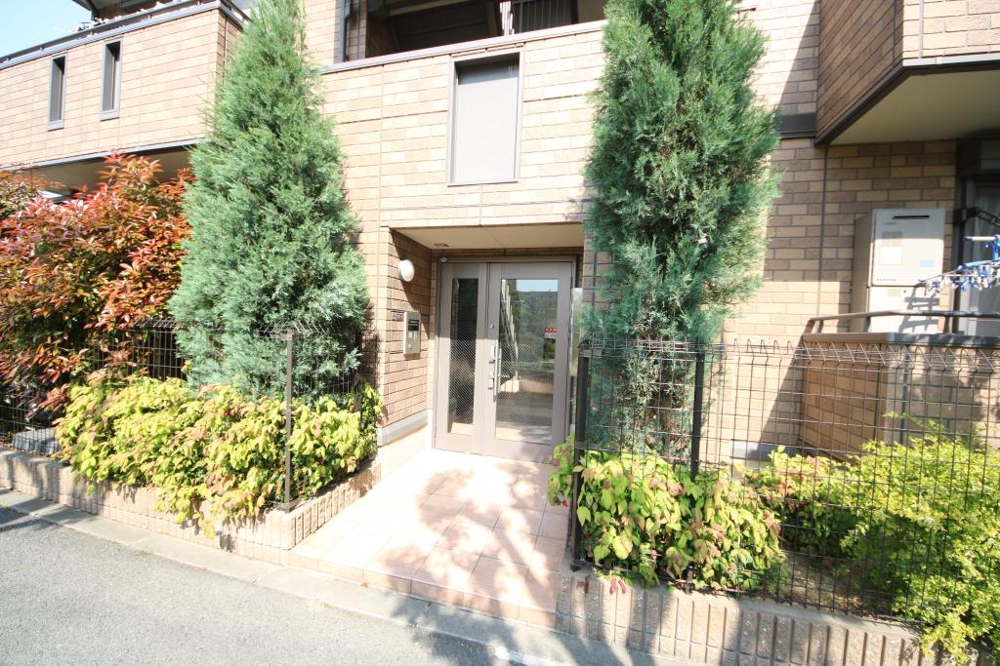 3/6 エントランス