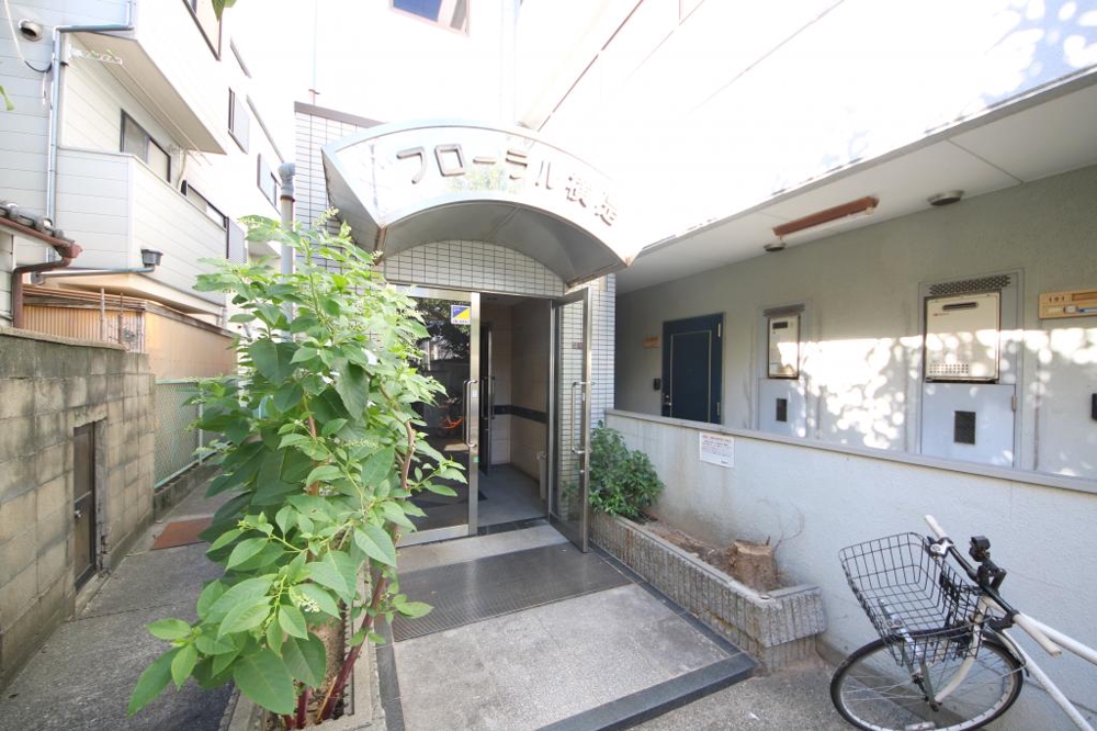 3/10 エントランス