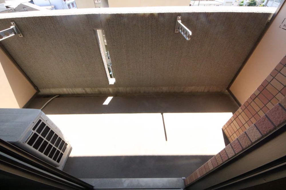 18/30 バルコニー