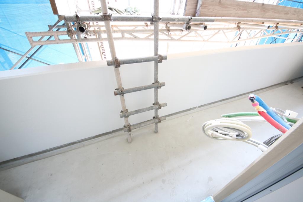 18/30 バルコニー