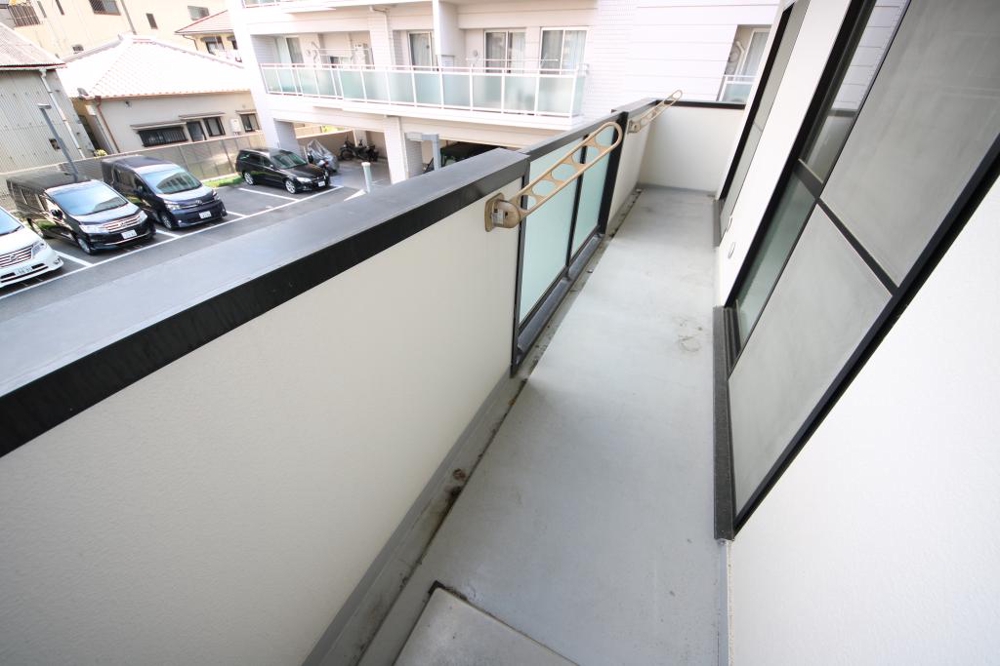 18/30 バルコニー