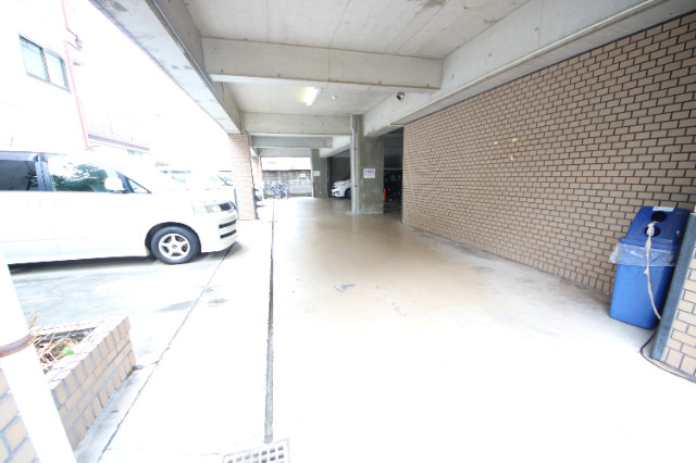 4/6 駐車場
