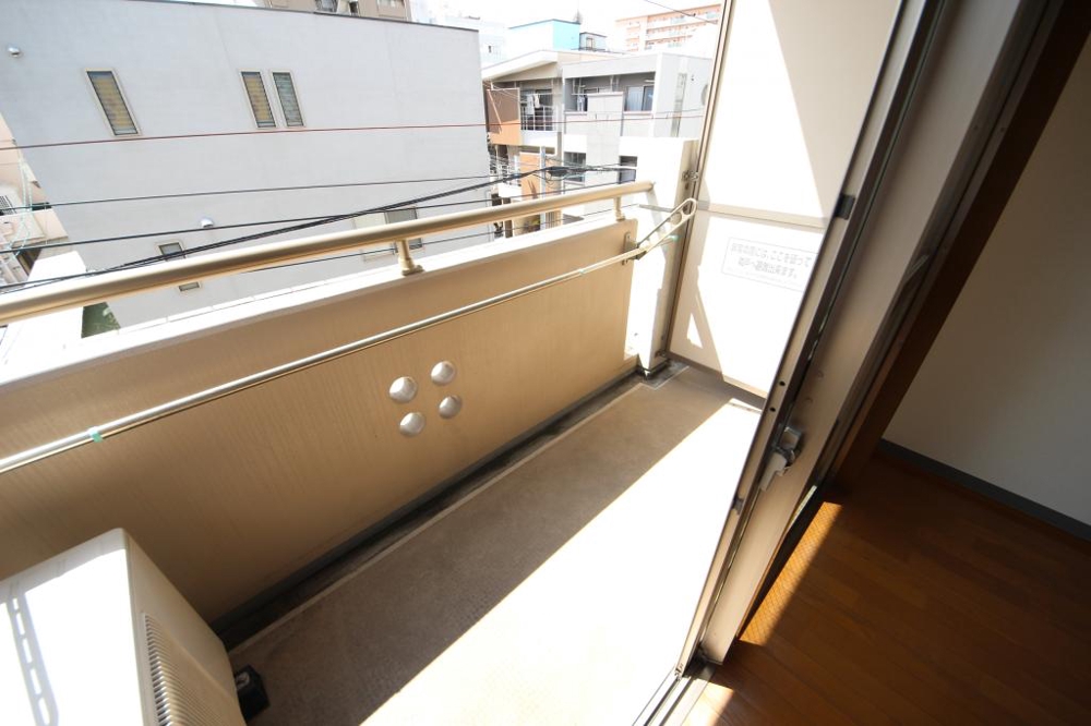 18/30 バルコニー