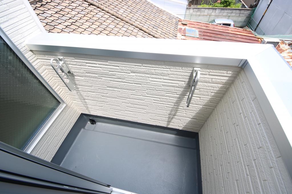 18/28 バルコニー