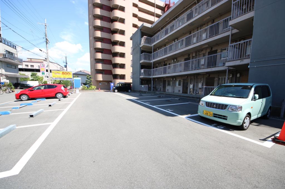 3/5 駐車場