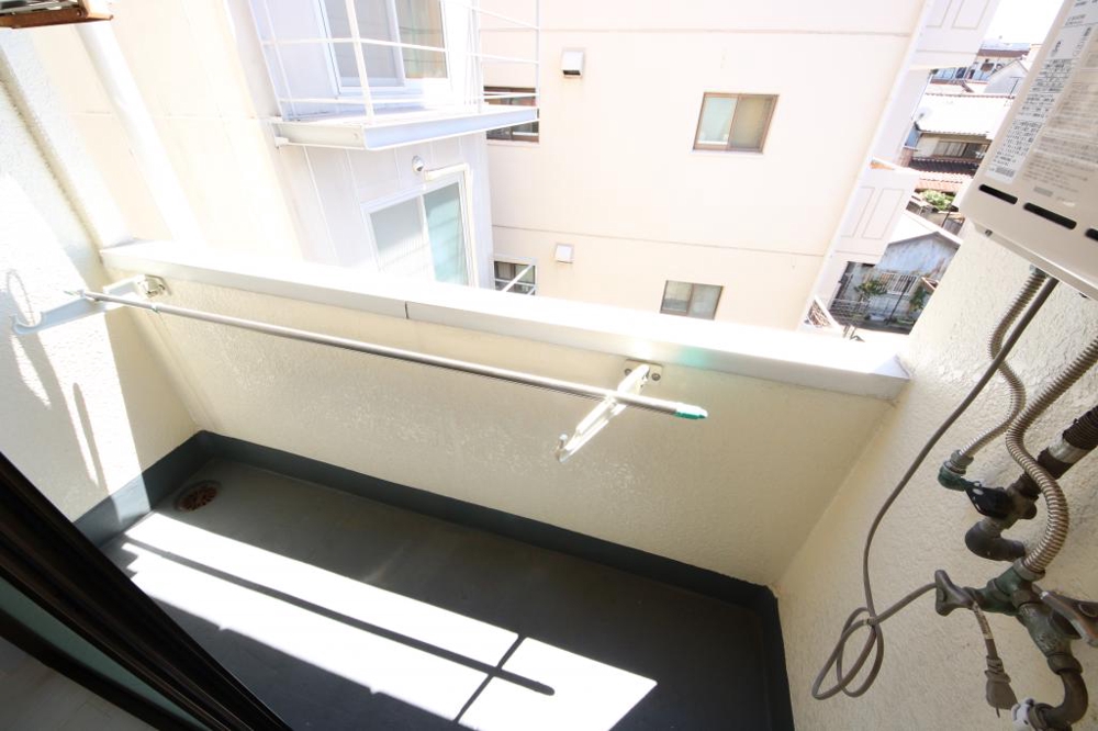 18/30 バルコニー