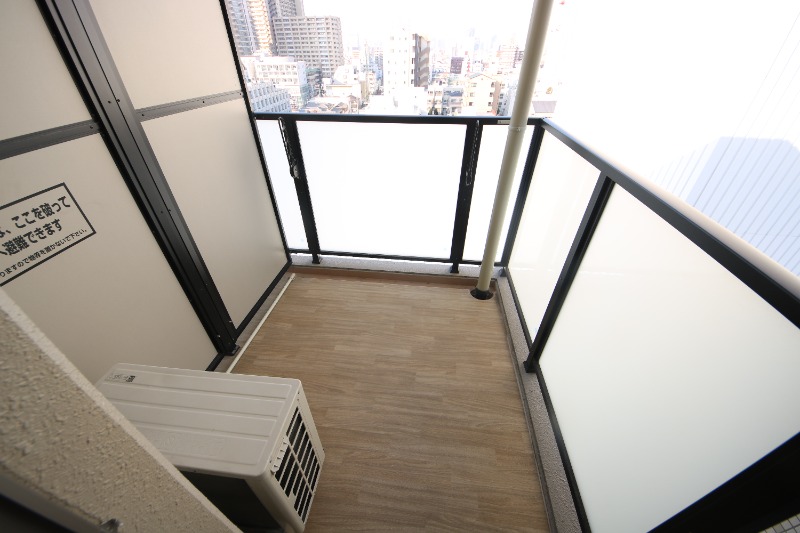 18/30 バルコニー