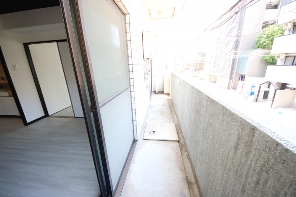 18/30 バルコニー