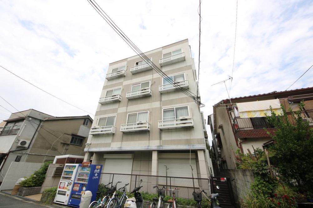 2/30 外観