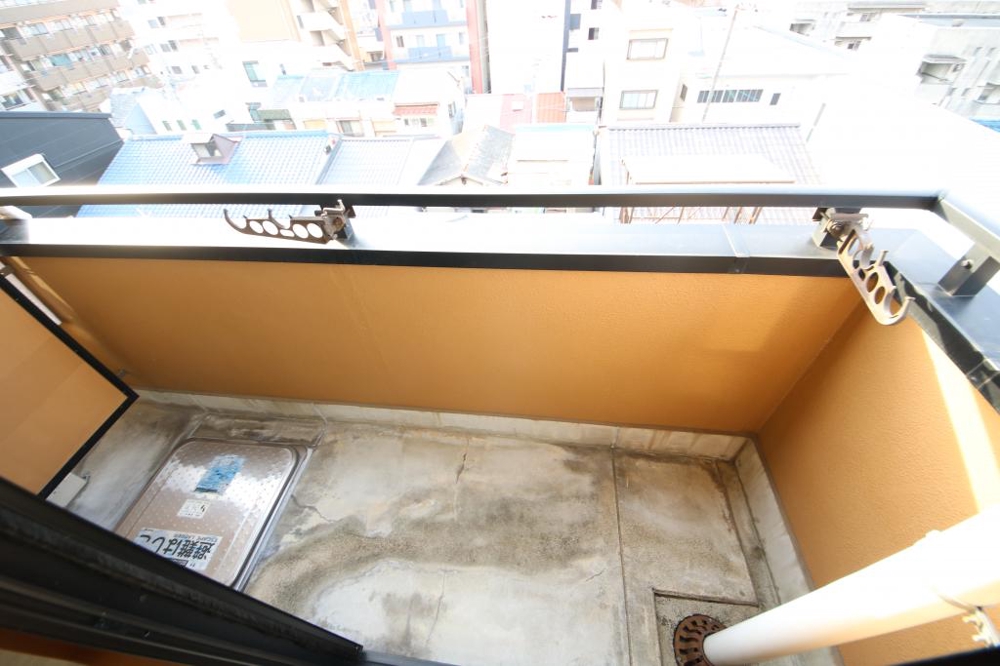 18/30 バルコニー