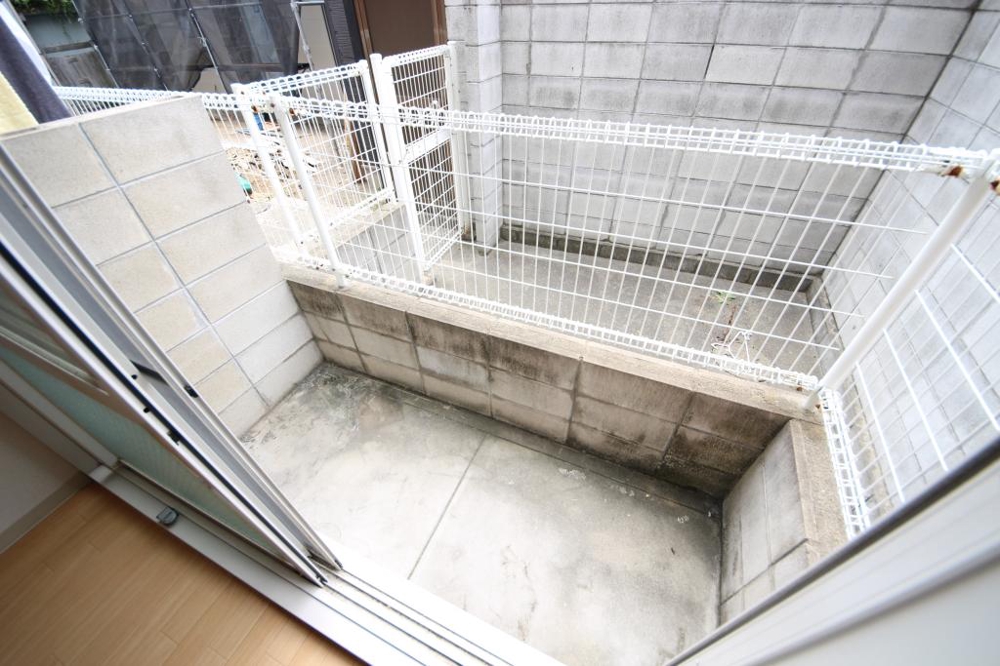 18/30 バルコニー