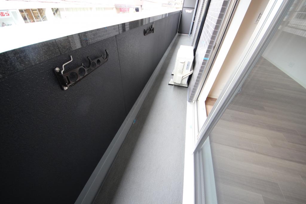 18/30 バルコニー