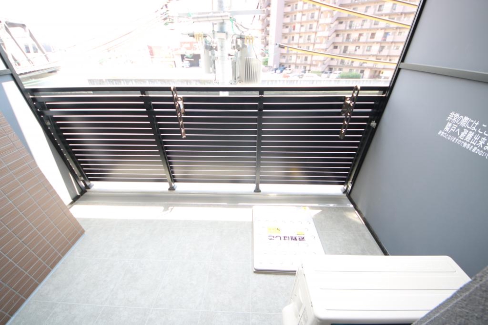 18/30 バルコニー