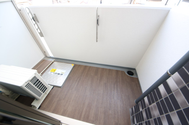 18/30 バルコニー