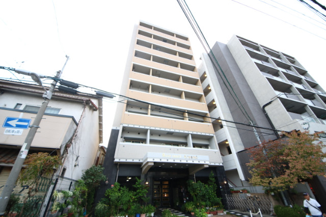 2/30 外観