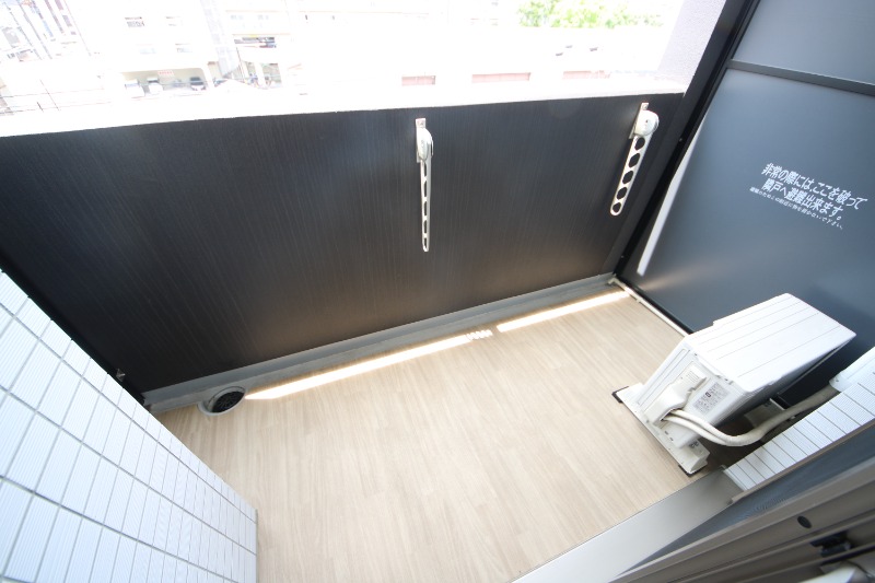 17/30 バルコニー