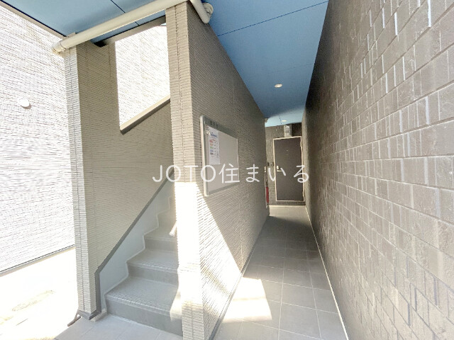 21/28 エントランス