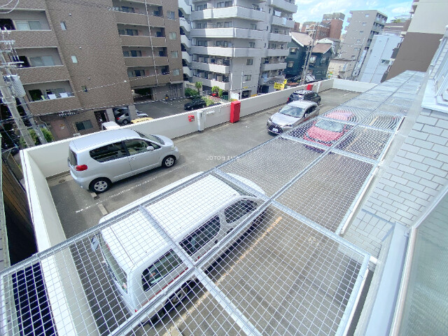 19/25 駐車場