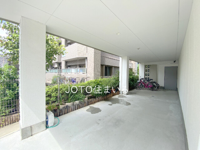 19/25 駐車場