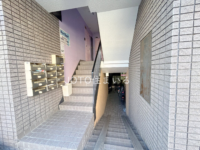 17/24 エントランス