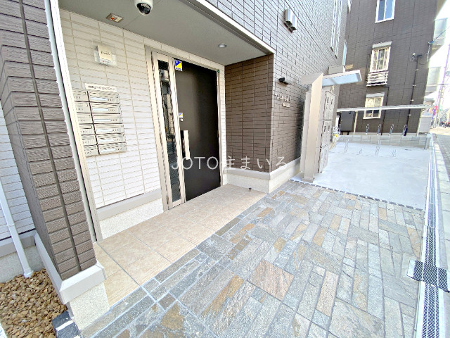 19/25 エントランス