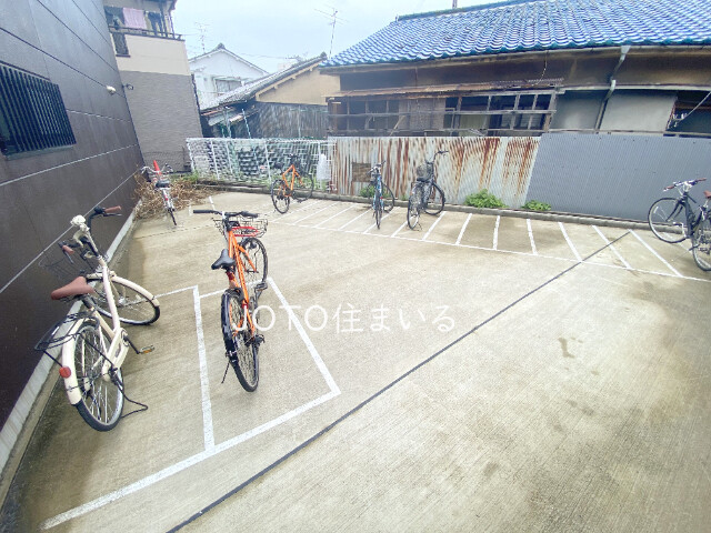 19/25 駐車場