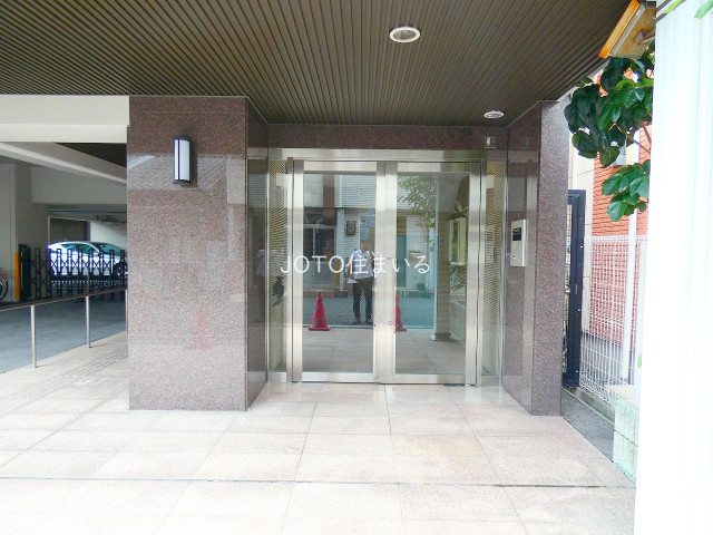 17/24 エントランス