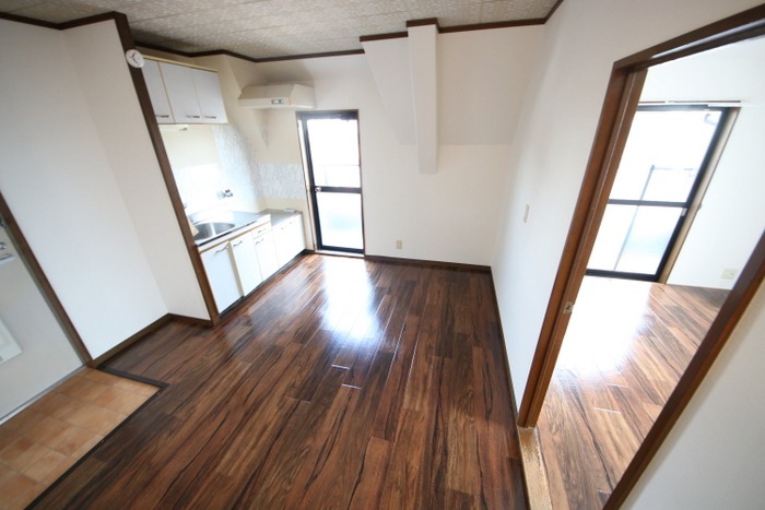 25/30 エントランス