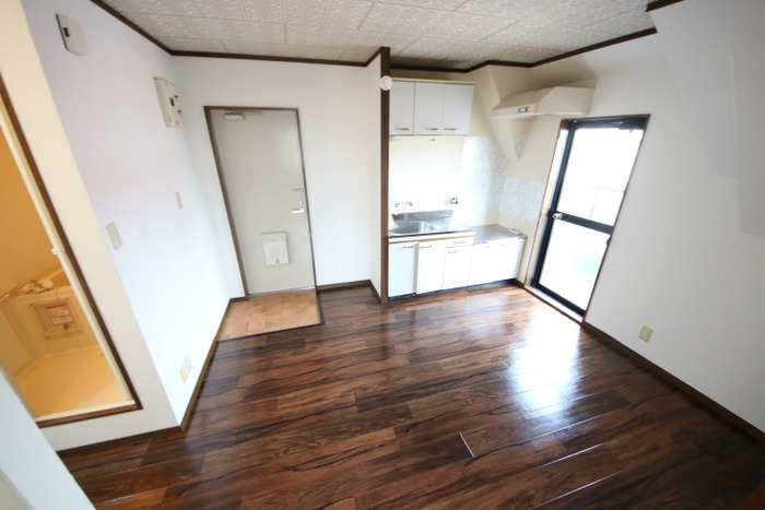 26/30 エントランス