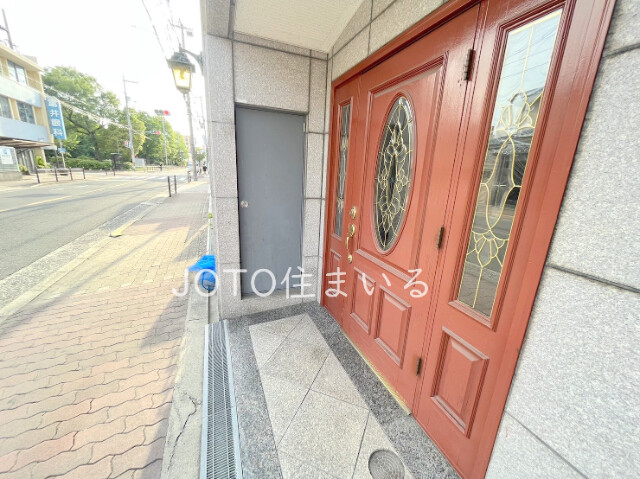 29/30 エントランス