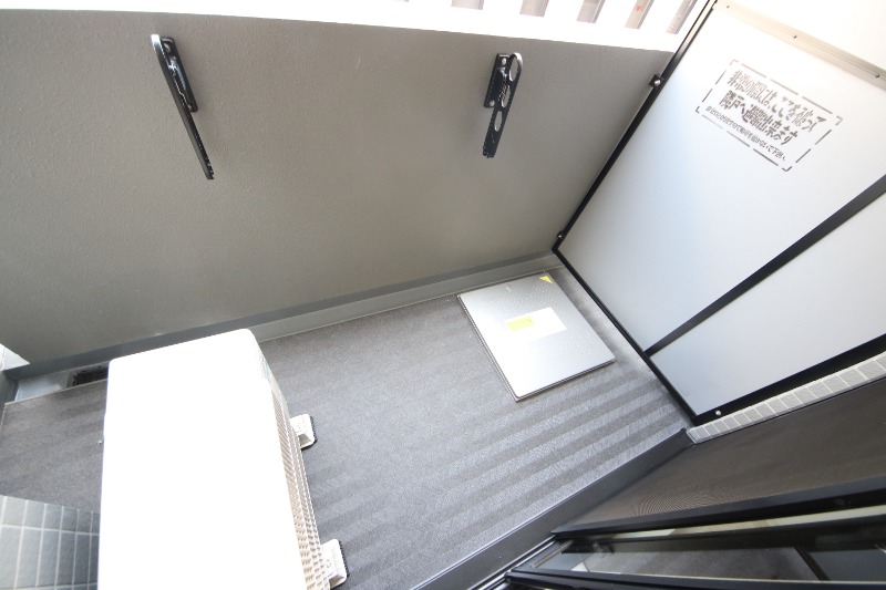 19/30 バルコニー