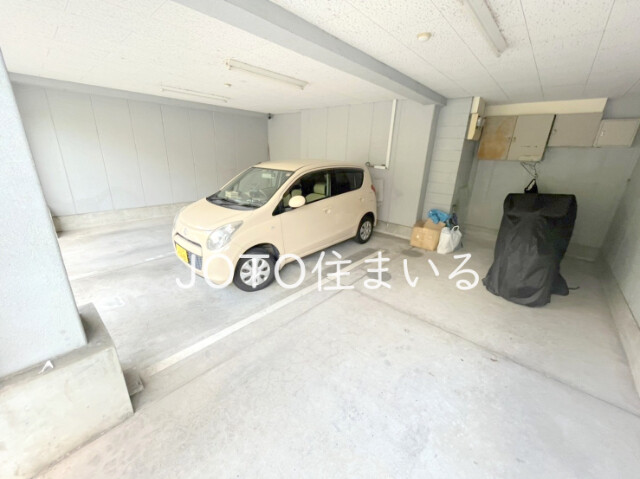 23/29 駐車場