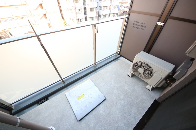 17/30 バルコニー