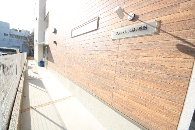 3/5 エントランス