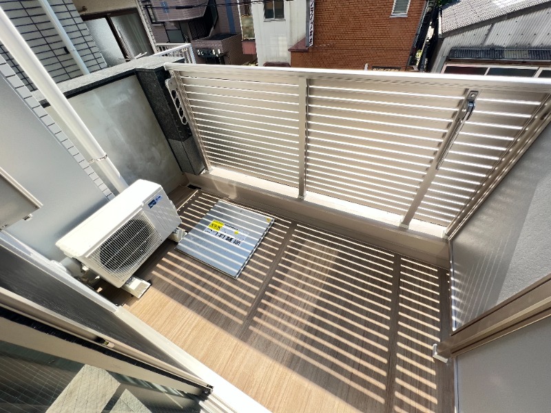 20/30 バルコニー