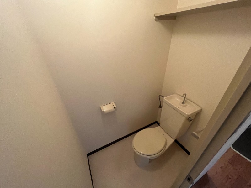 13/30 トイレ