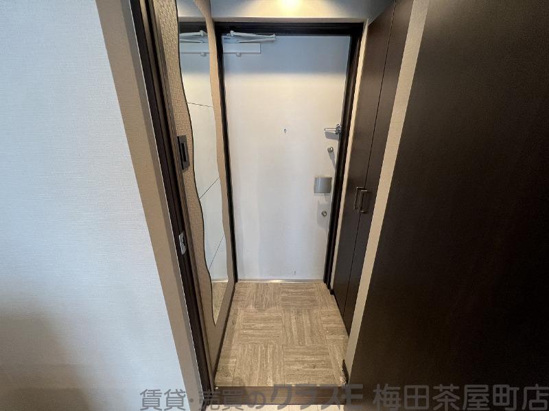 14/30 玄関